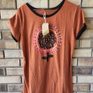 NWT Natural Life Good Vibes Only tshirt
